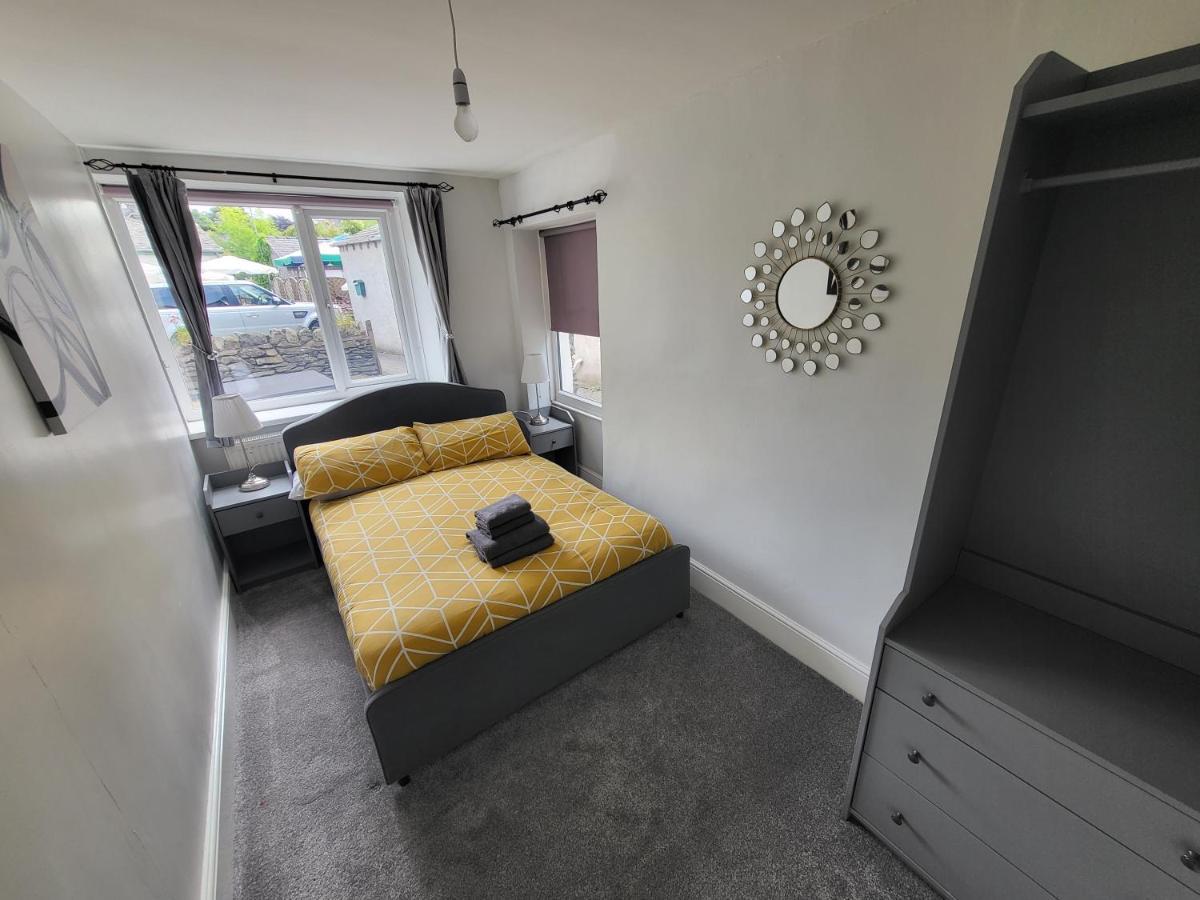 Courtyard Cottage Картмел Екстериор снимка