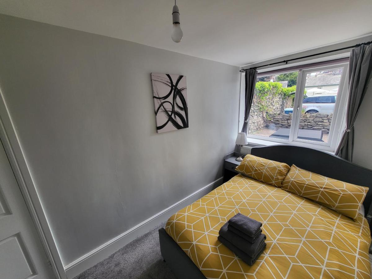 Courtyard Cottage Картмел Екстериор снимка