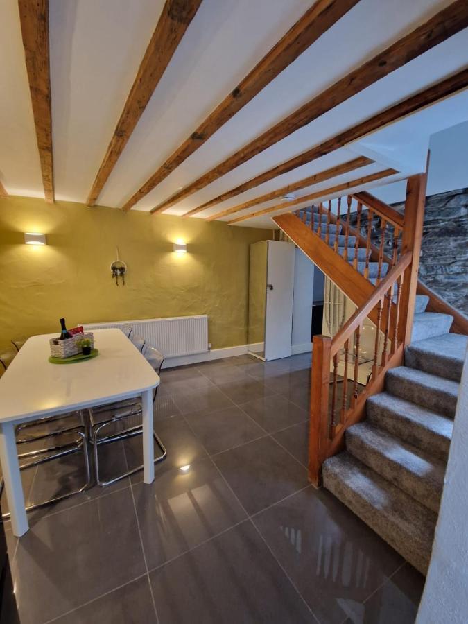 Courtyard Cottage Картмел Екстериор снимка