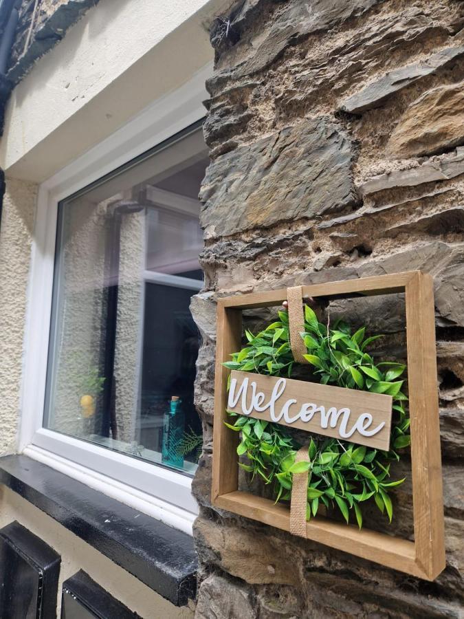 Courtyard Cottage Картмел Екстериор снимка