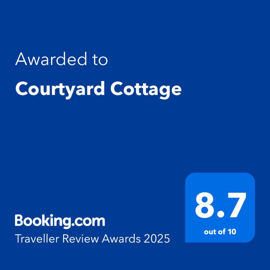 Courtyard Cottage Картмел Екстериор снимка